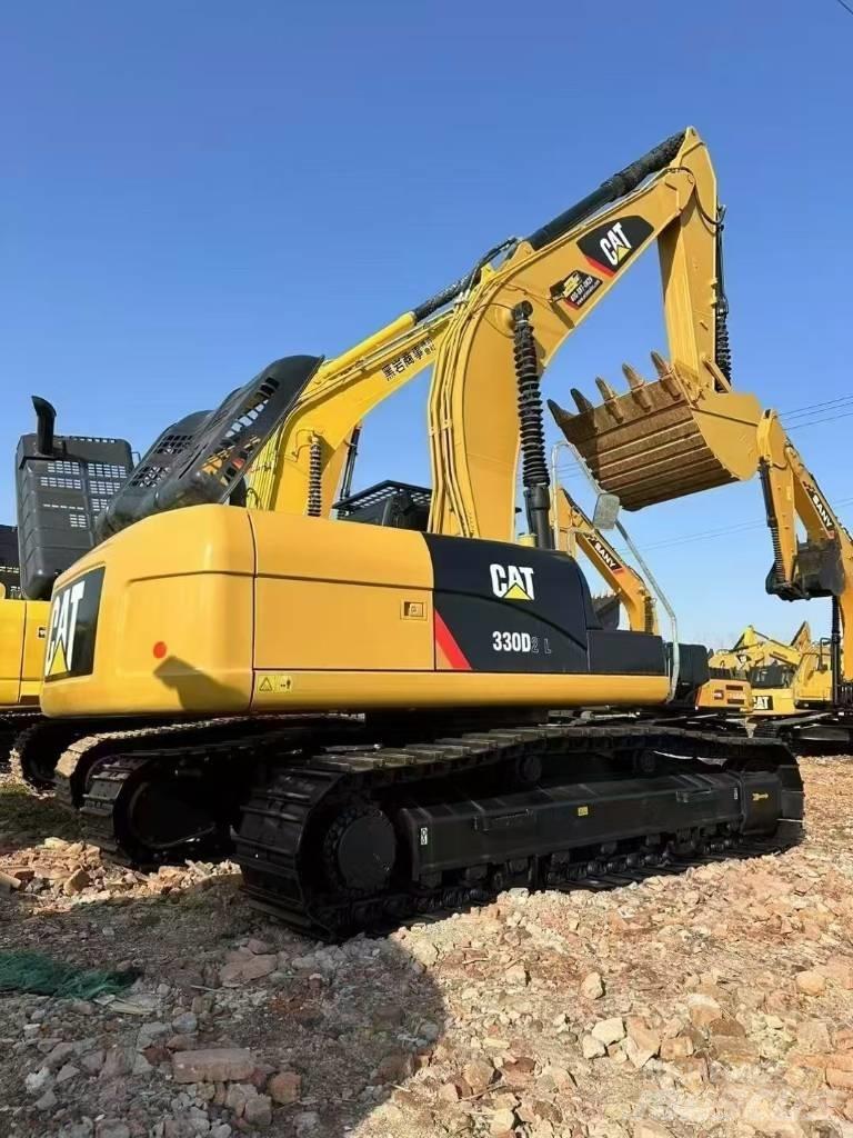 CAT 330 D2 L 履带挖掘机
