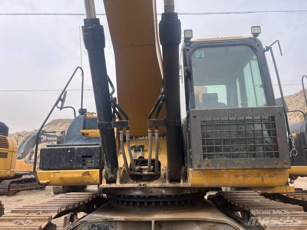 CAT 340 履带挖掘机
