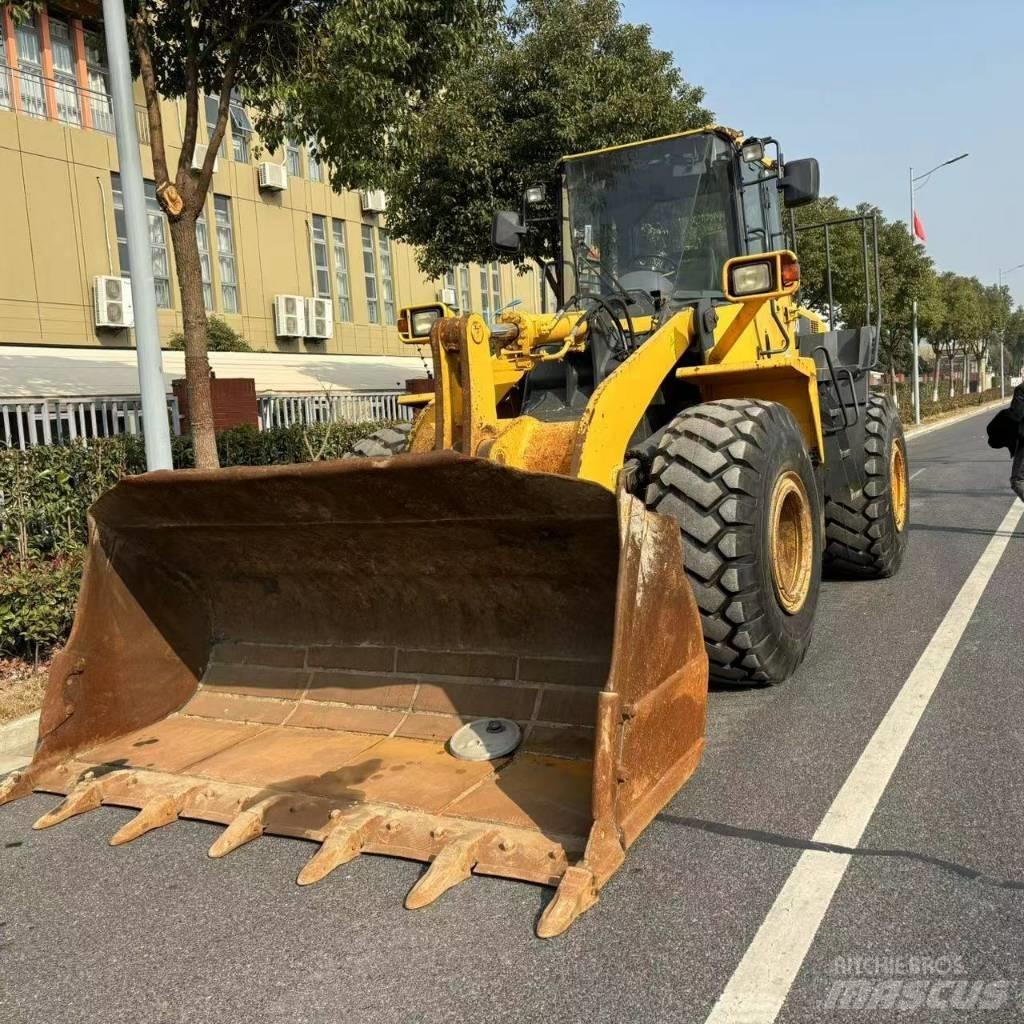 Komatsu 380-6 轮式装载机