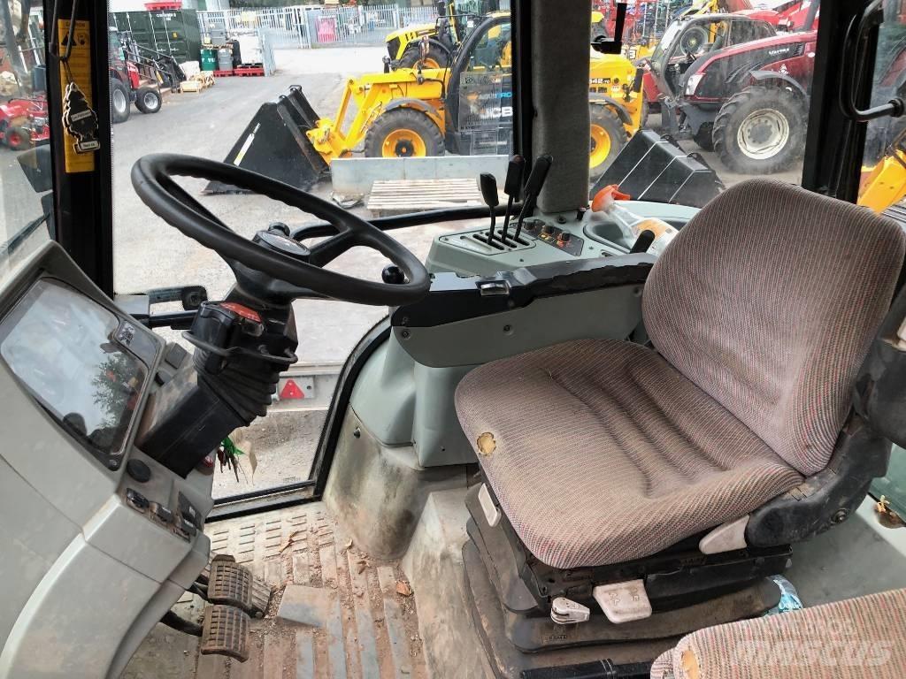 Massey Ferguson 8240 拖拉机/农用车