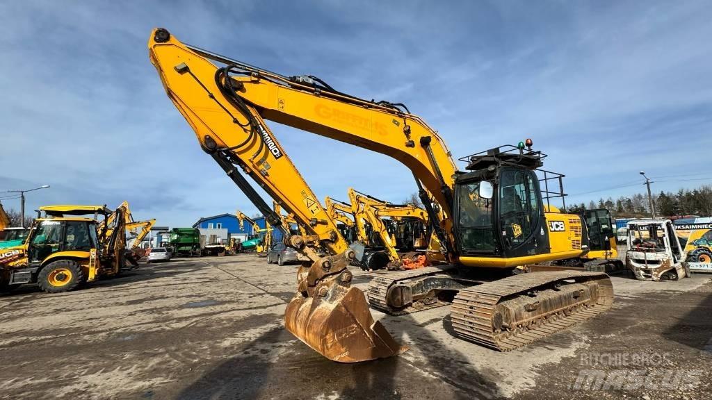 JCB JS 220 LC 履带挖掘机