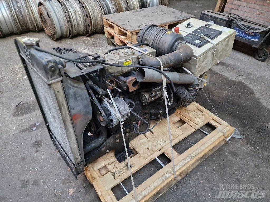 Perkins 404D-22 运输工具-其他