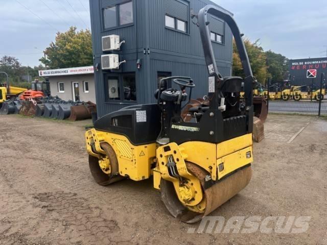 Bomag BW 120 AD-4 双轮压路机