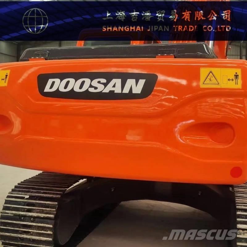 Doosan DX 225 LC SLR 履带挖掘机