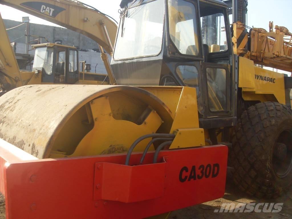 Dynapac CA 30 D 单轮压路机