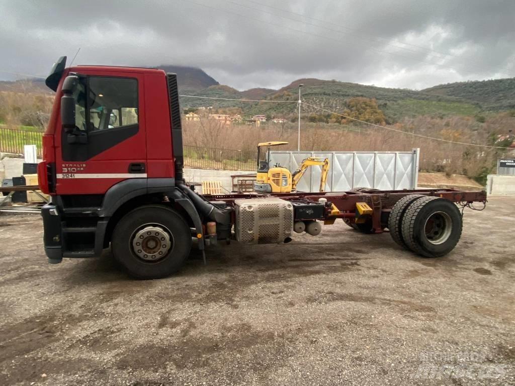 Iveco STRALIS 190S31 车辆运输车
