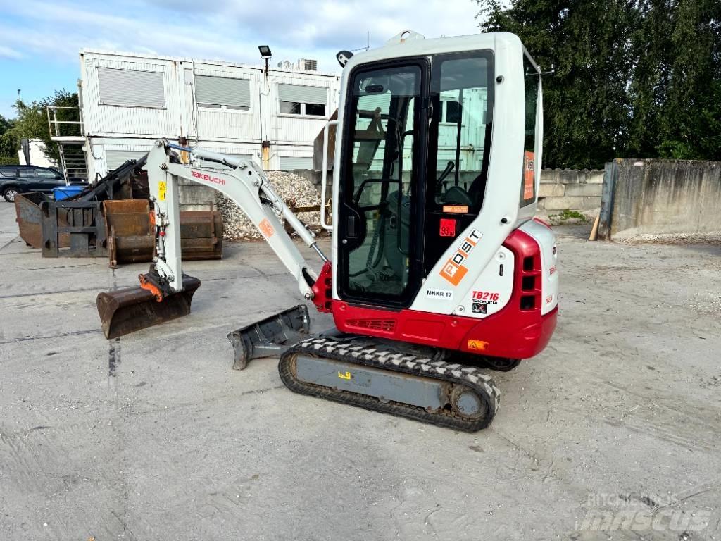 Takeuchi TB 216 小型挖掘机