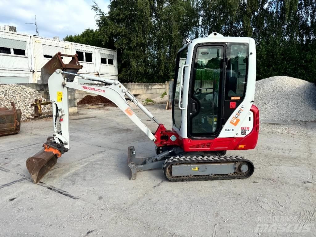 Takeuchi TB 216 小型挖掘机