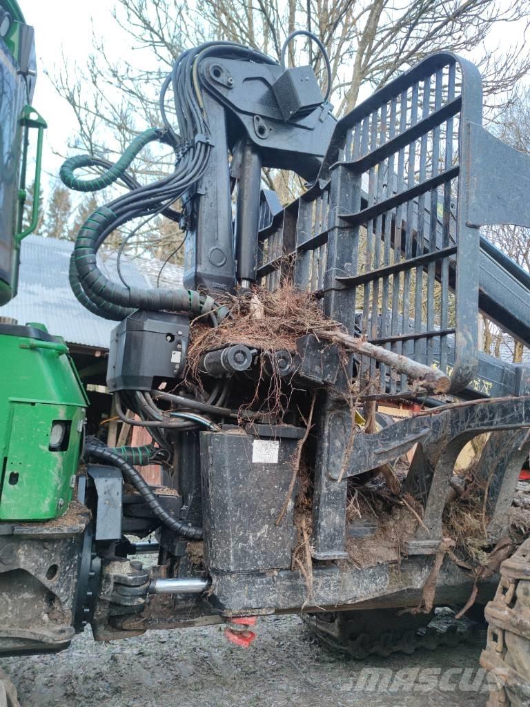 John Deere 1110 E 集运机