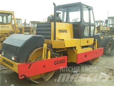 Dynapack CC421 其他路面施工机械