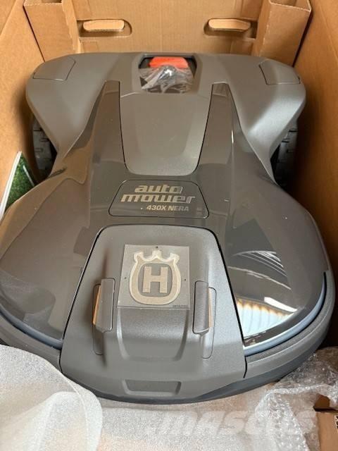 Husqvarna 430X 机器人割草机