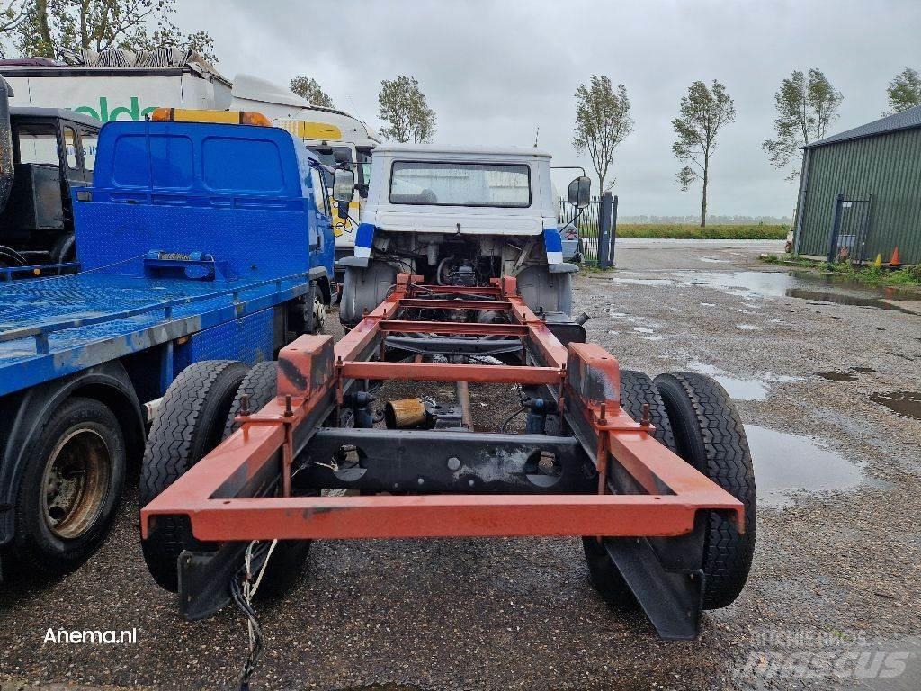 Bedford TK 1020 牵引车