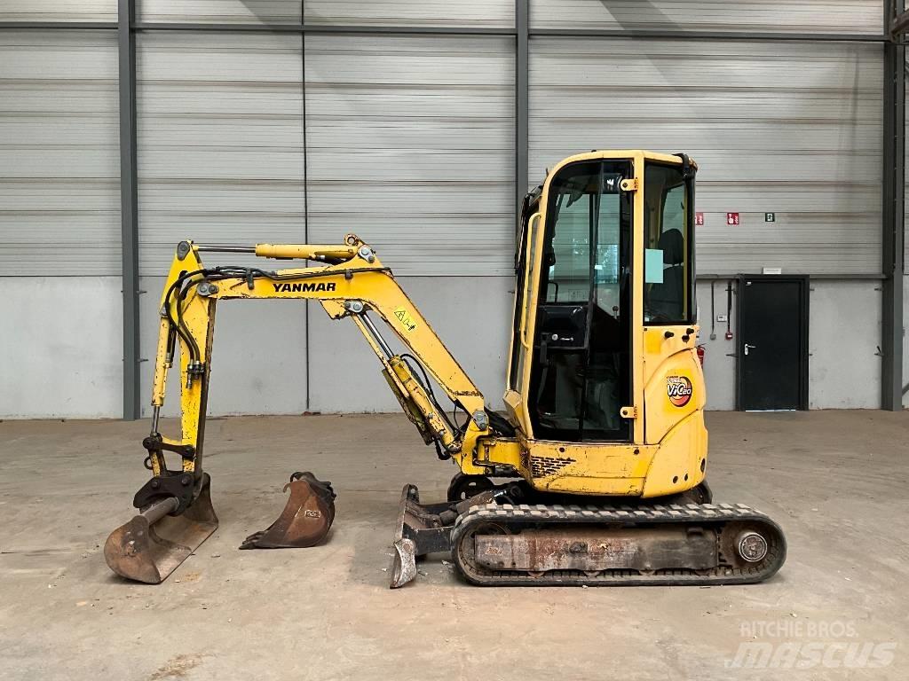 Yanmar Vio 20-4 小型挖掘机
