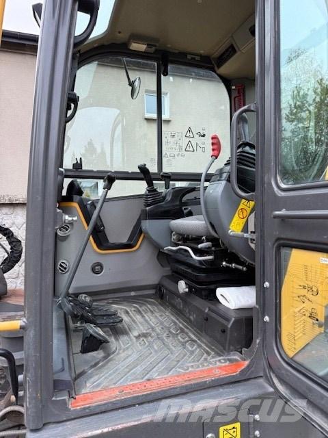 Volvo ECR 88D PRO 中型挖掘机