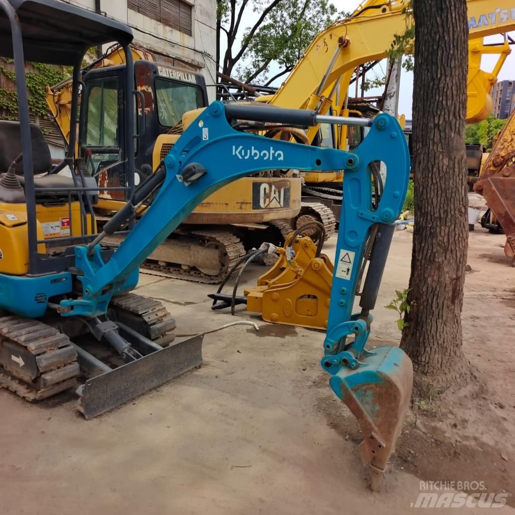 Kubota U 15 小型挖掘机
