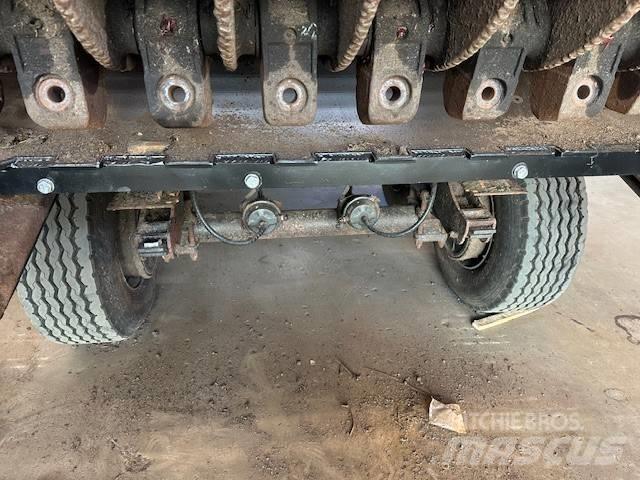 Doppstadt AK 560 废料粉碎机