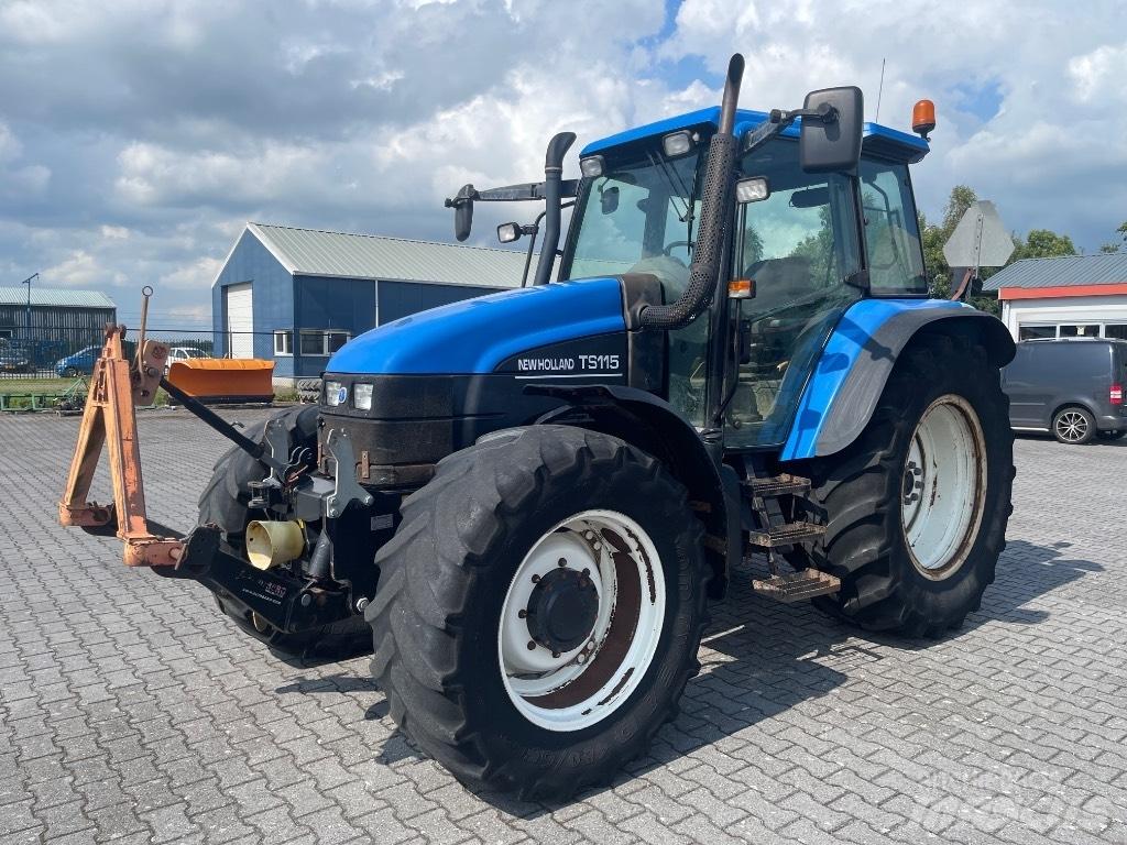New Holland TS 115 拖拉机/农用车