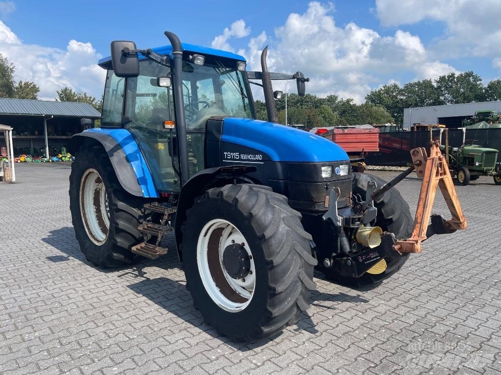 New Holland TS 115 拖拉机/农用车
