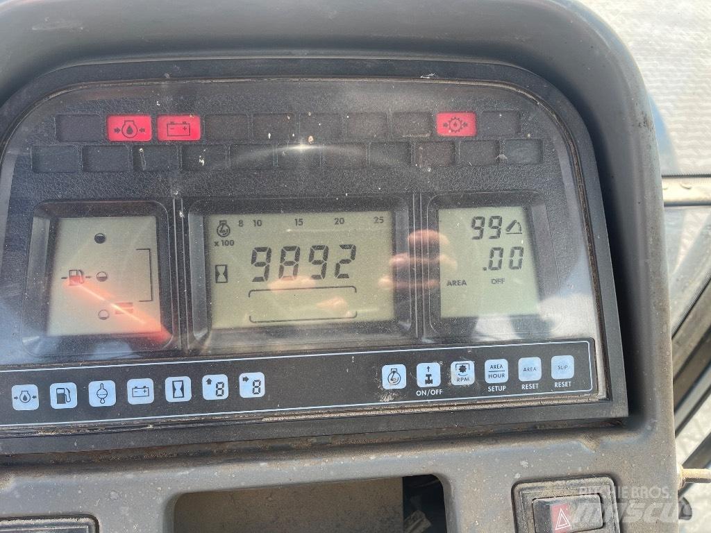 New Holland TS 115 拖拉机/农用车