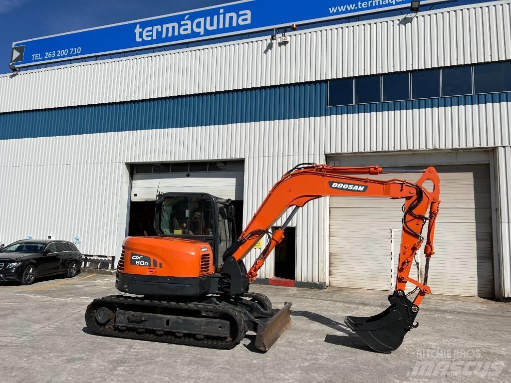 Doosan DX 80 R 中型挖掘机