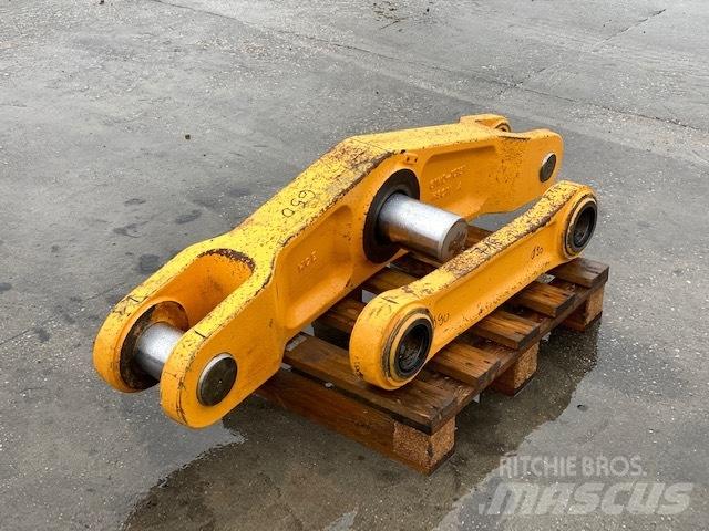 Hyundai HL 760-9 吊杆和铲斗