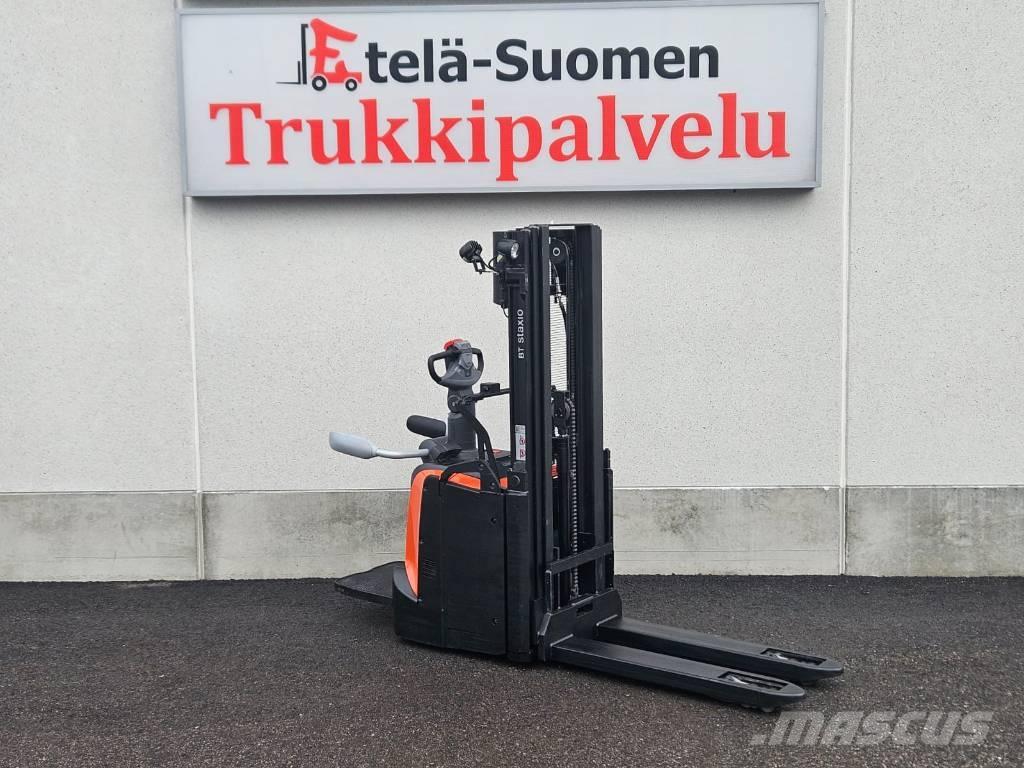 Toyota SPE120 L 行走式堆垛机