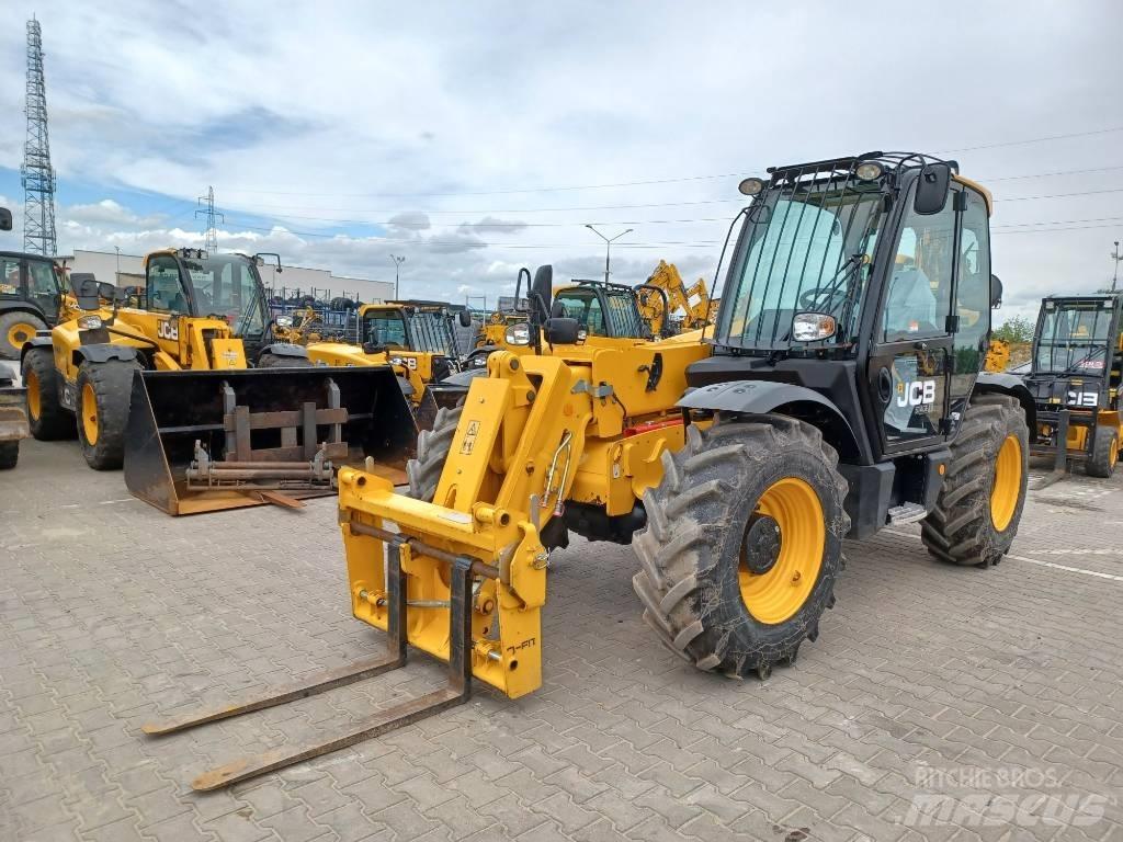 JCB 531-70 伸缩臂叉装车|叉装车