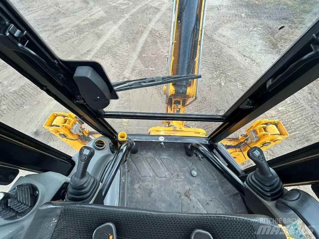 JCB 3 CX 反铲装载机