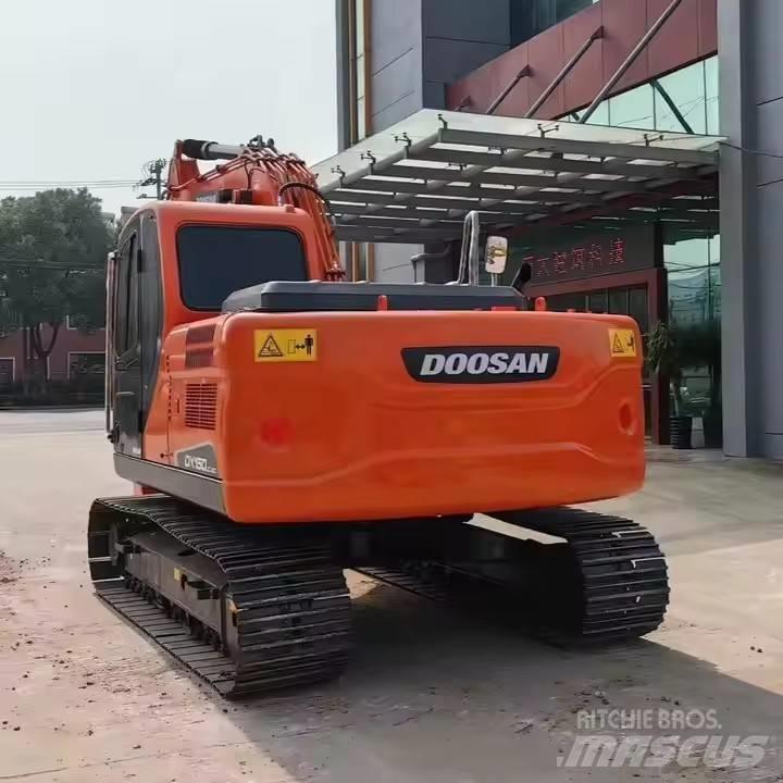 Doosan DX150LC-9C 履带挖掘机