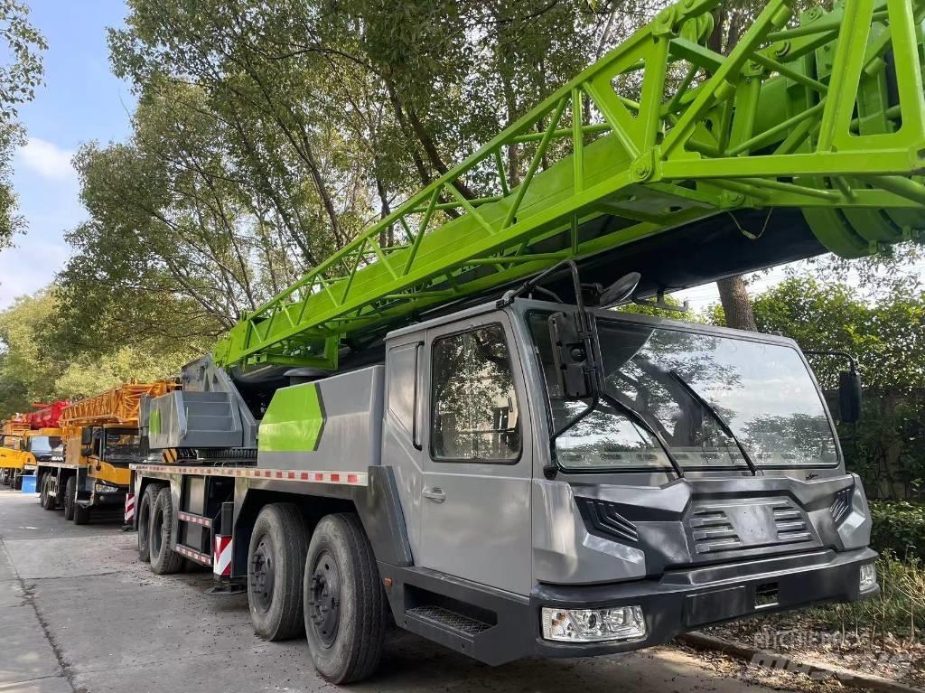 Zoomlion ZTC 700 V 全地面起重机︳移动式起重机