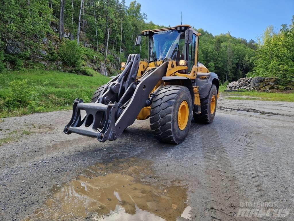 Volvo L 110 H 轮式装载机