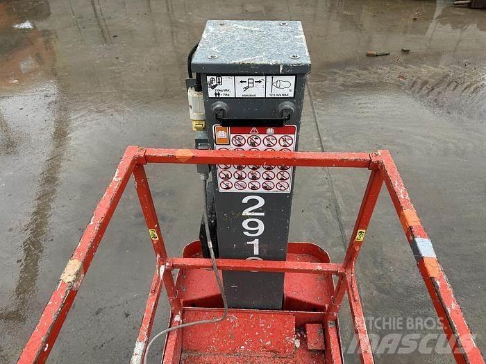 SkyJack SJ16 剪叉式升降机