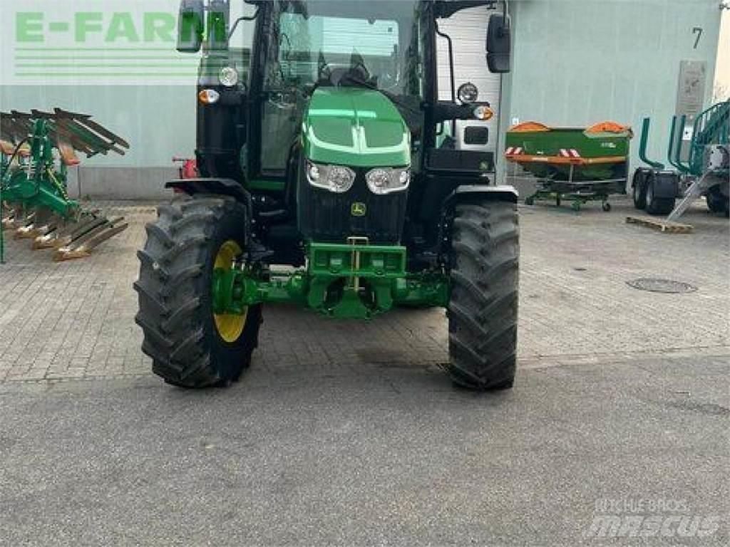 John Deere 6090m 拖拉机/农用车