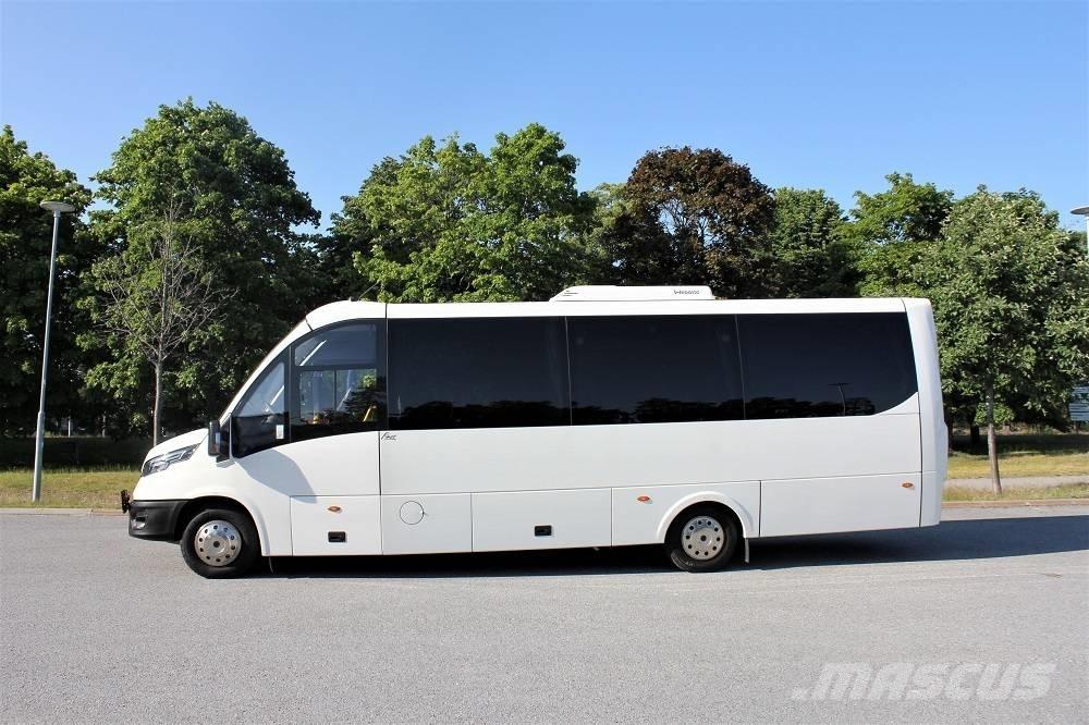 Iveco Rosero First 校车