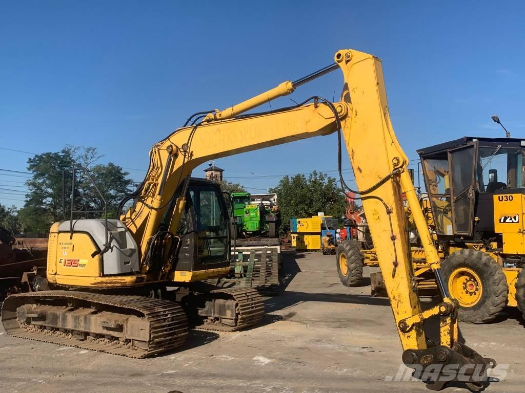 New Holland E 135 SR 履带挖掘机