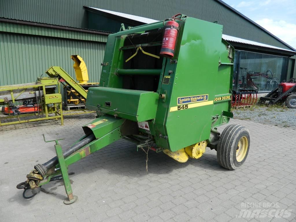 John Deere 545 圆捆打捆机