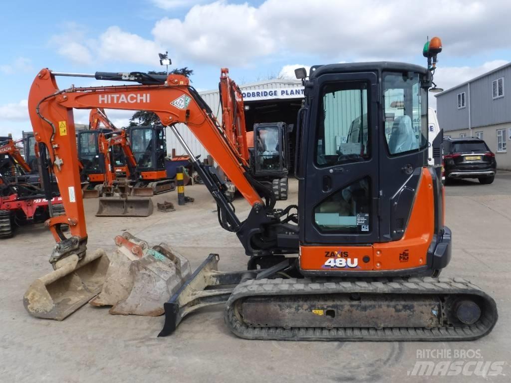 Hitachi ZX48U-6 小型挖掘机