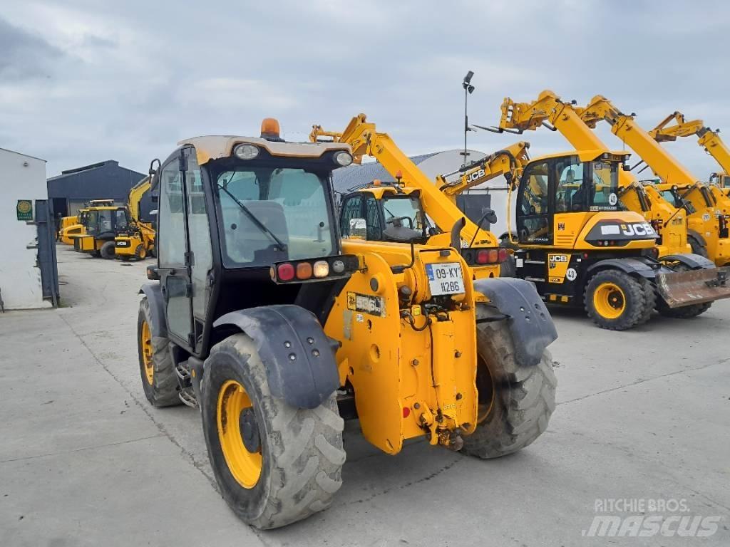 JCB 536-60 伸缩臂叉装车|叉装车