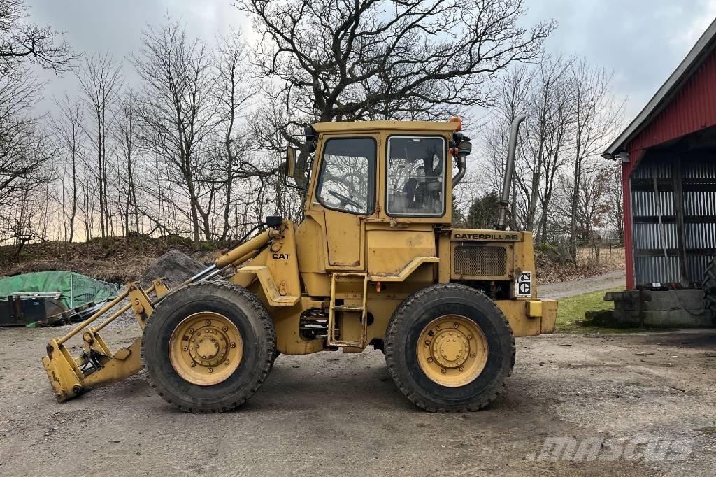 CAT 910 轮式装载机