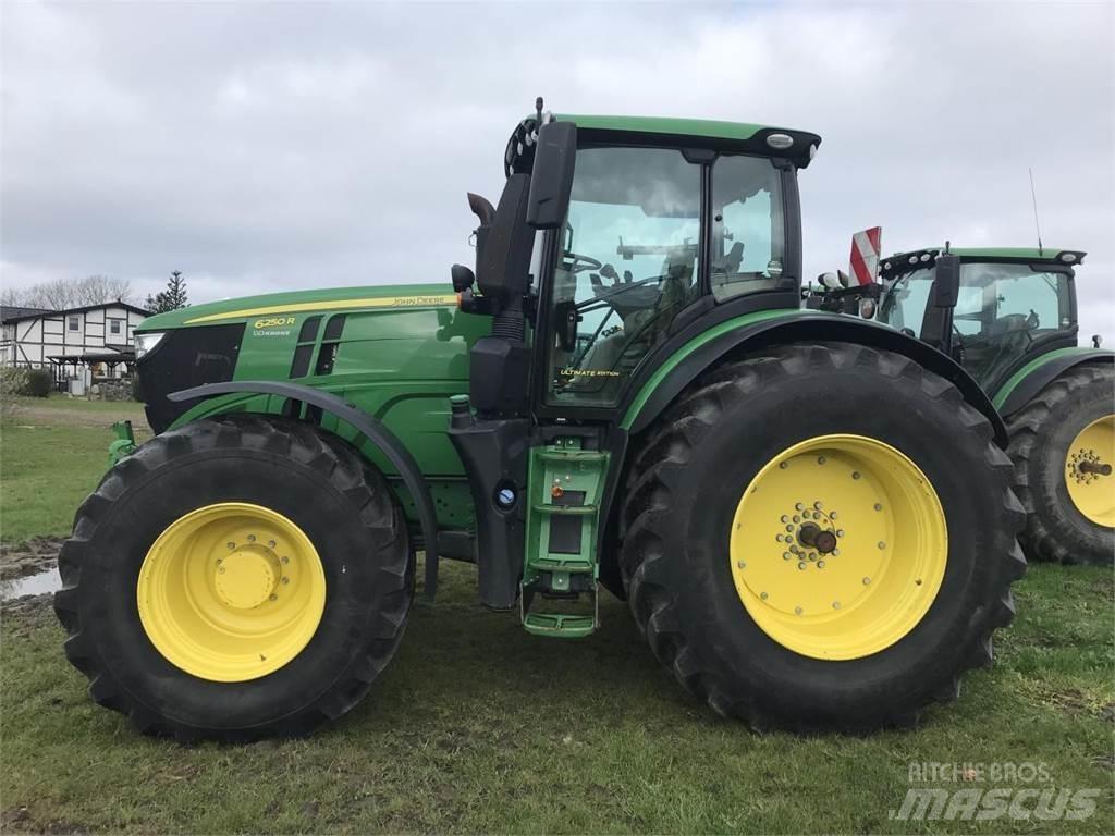 John Deere 6250R 拖拉机/农用车