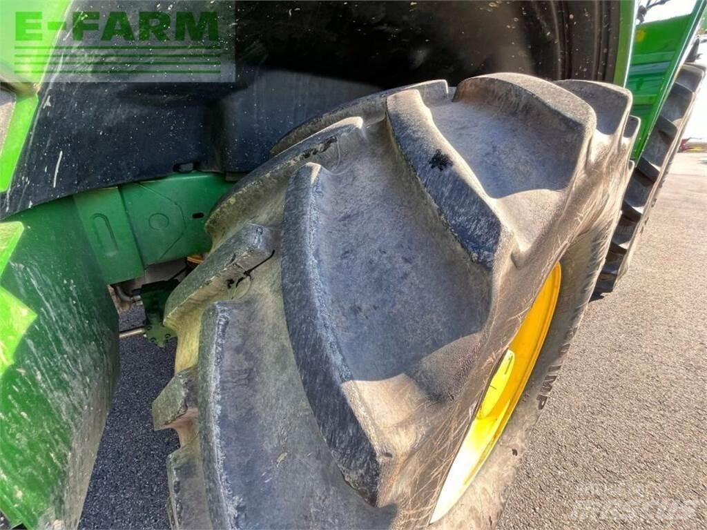 John Deere 8600 自走式青贮饲料收割机