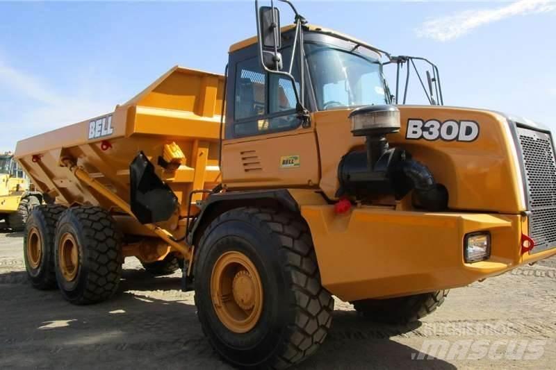 Bell B30D 铰接式自卸车