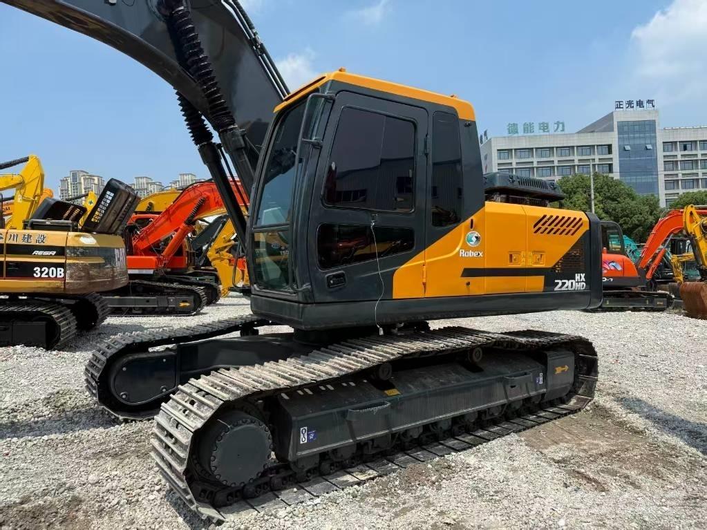 Hyundai 220HD 履带挖掘机