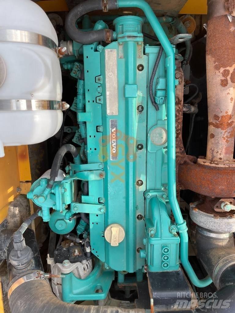 Volvo EC 210 B LC 履带挖掘机