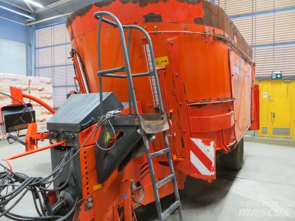 Kuhn Euromix 1 供料器