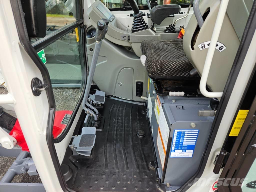 Takeuchi TB 216 小型挖掘机