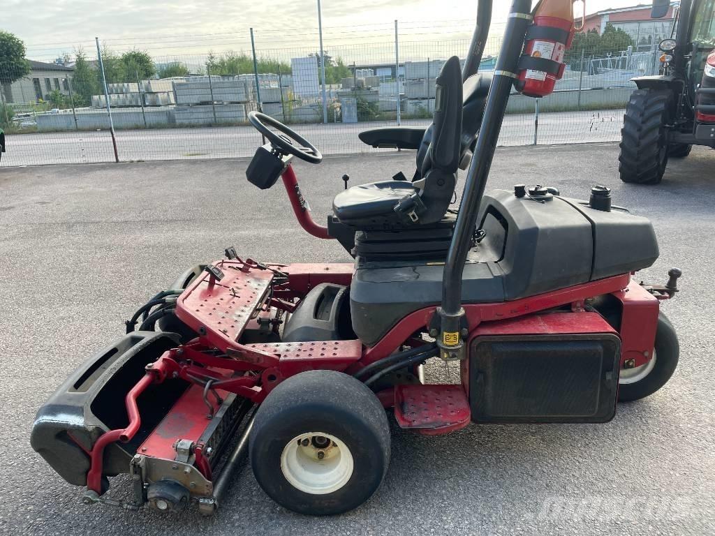Toro GR3250 骑乘式割草机