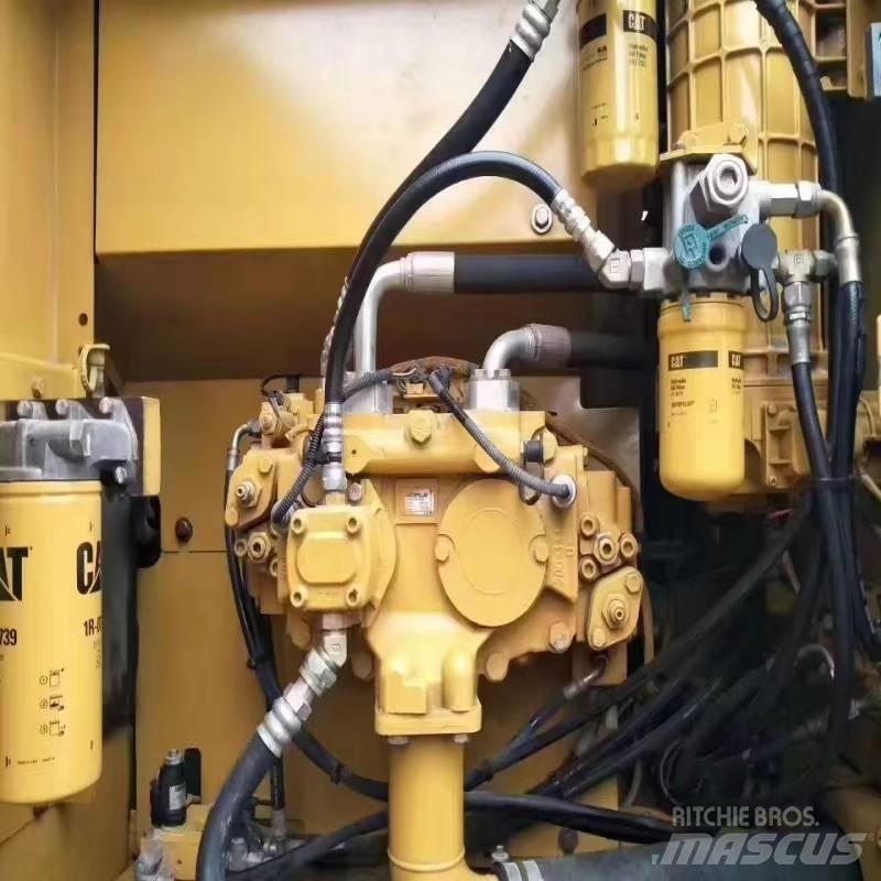 CAT 325 D 履带挖掘机