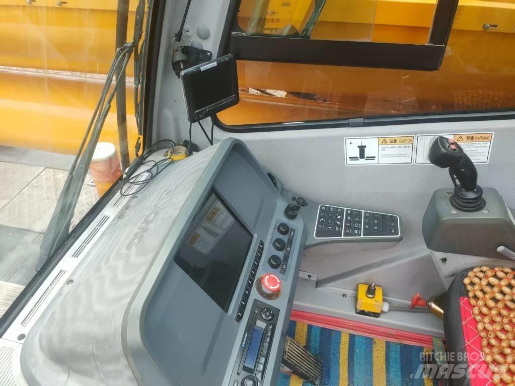 XCMG XCT 130 全地面起重机︳移动式起重机