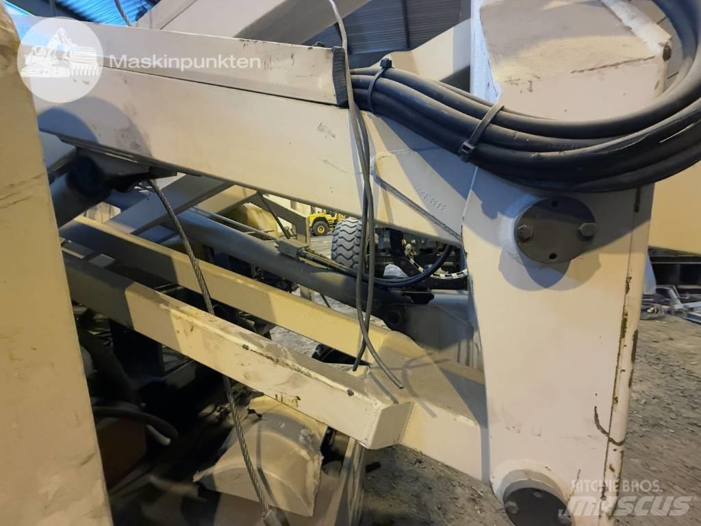 Terex TA 50 RT 曲臂高空工作平台